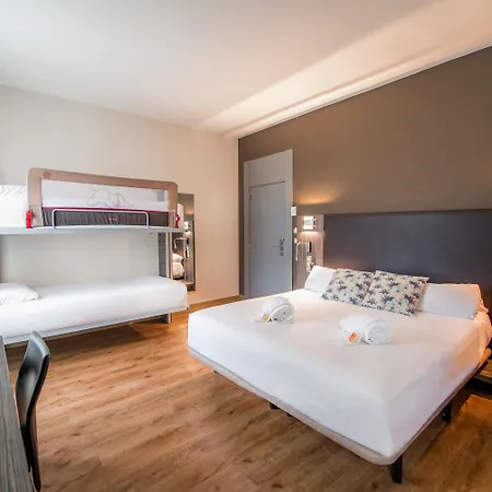 Petit Palace Santa Cruz 4* Sewilla