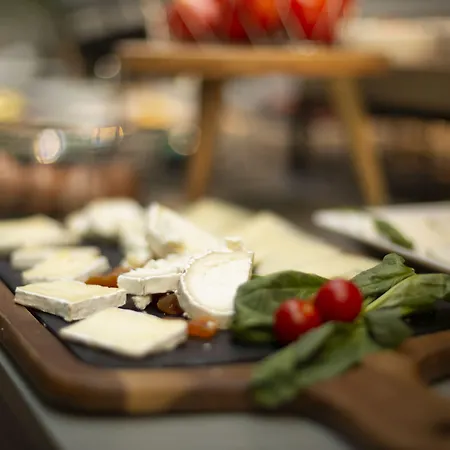 Petit Palace Santa Cruz