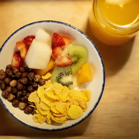 Hotel Petit Palace Santa Cruz 4*